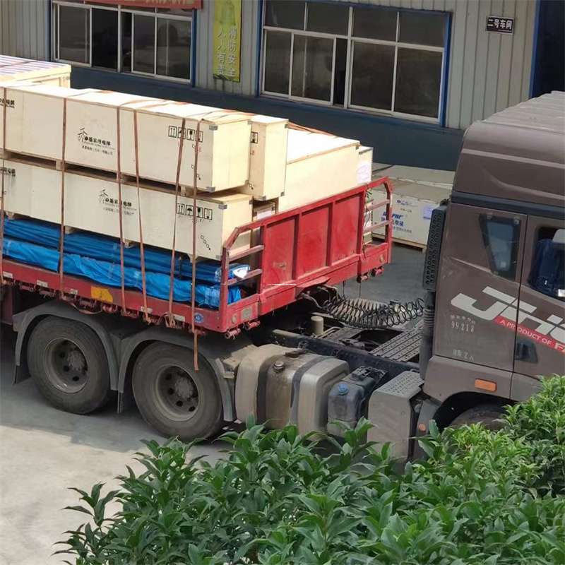 河南南阳卧龙至新疆阿勒泰福海县物流专线，一站式服务，让您的货物畅行无忧